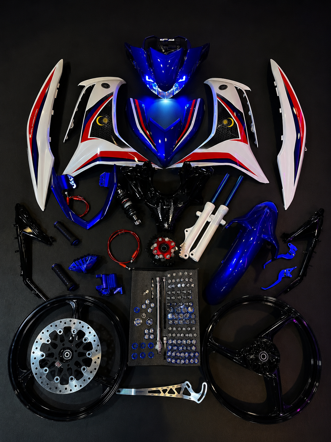 COMBO LC V8 FI MALAYSIA EDITION CUSTOM SET
